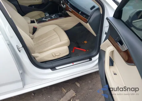 2017 Audi A4 2.0T Premium из США, поврежденный, VIN WAUENAF45HA082561